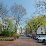 Urban Wohnung - Zentral Und Doch In Der Naehe Eines Parks